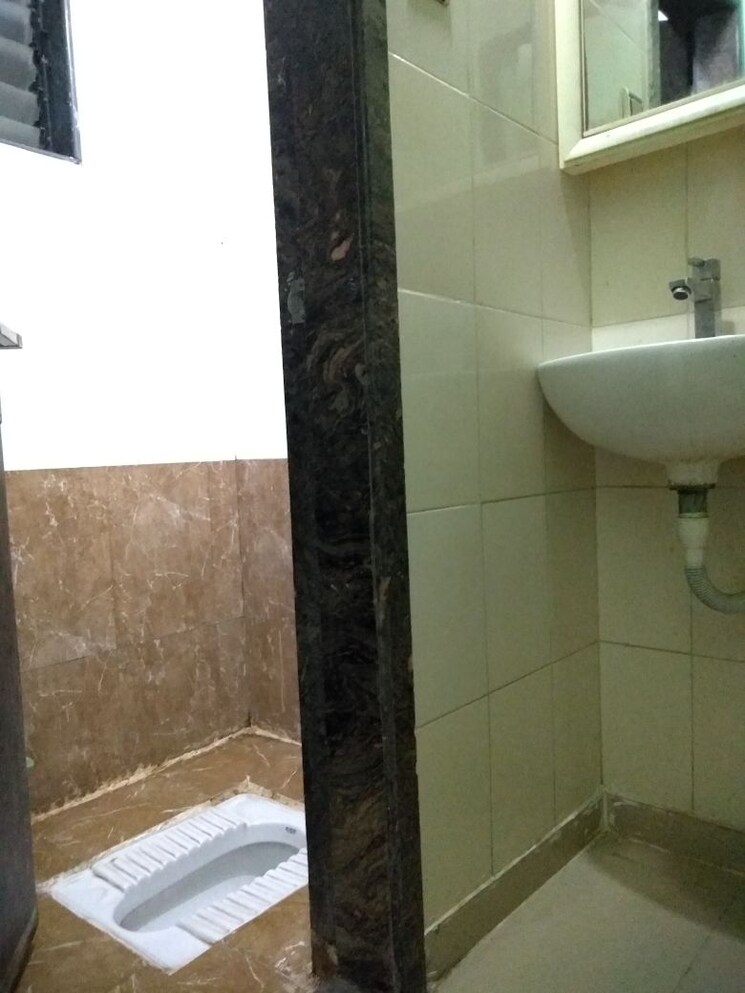 Bathroom, pride-park 1 Bedroom 600 Sq.Ft. Apartment In Dhokali Thane 7817884