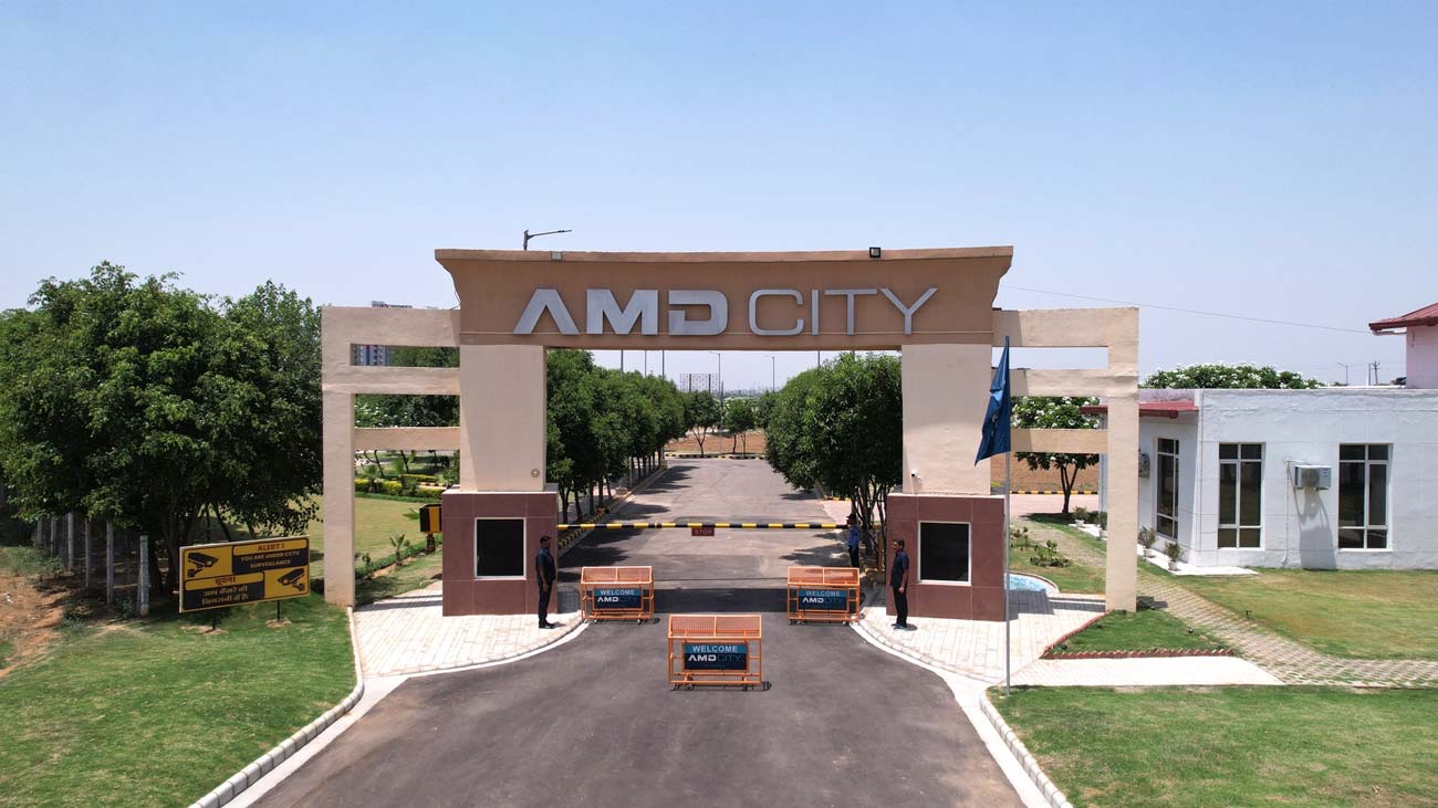 Plot For Sale in Amd City