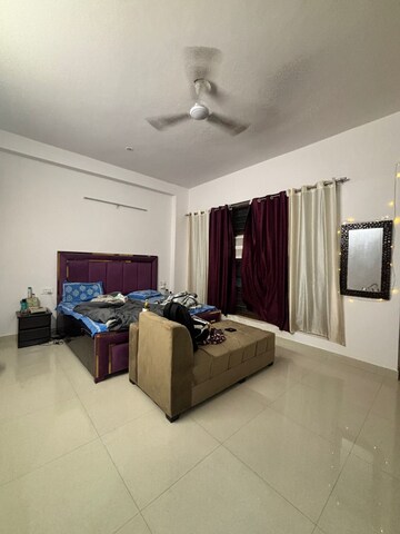 2 BHK Builder Floor For Rent in Mall Fifty One, Sector 51