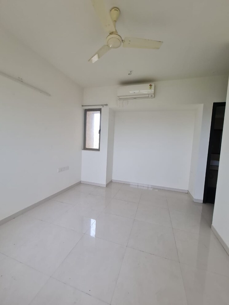 Room, lodha-splendora 4 Bedroom 1542 Sq.Ft. Apartment In Ghodbunder Road Thane 7818007