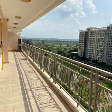 3 BHK Apartment For Sale in DLF The Skycourt, Nawada Fatehpur