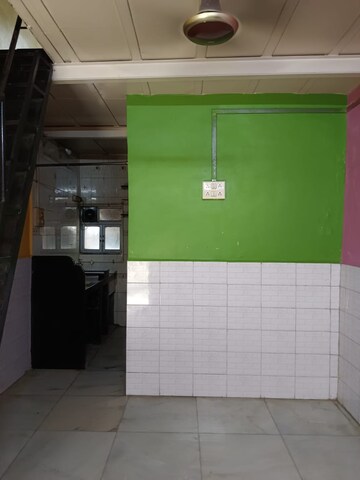 Room in 1 BHK Apartment at Kopri – for Sale