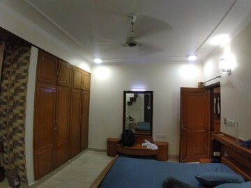 रेसिडेंशियल फ्लैट वर्ग फुट फॉर रेंट इन सेक्टर 7 द्वारका दिल्ली  7818219