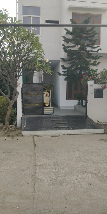 6+ BHK Villa – Exterior View View at Bawadia Kalan - for Sale