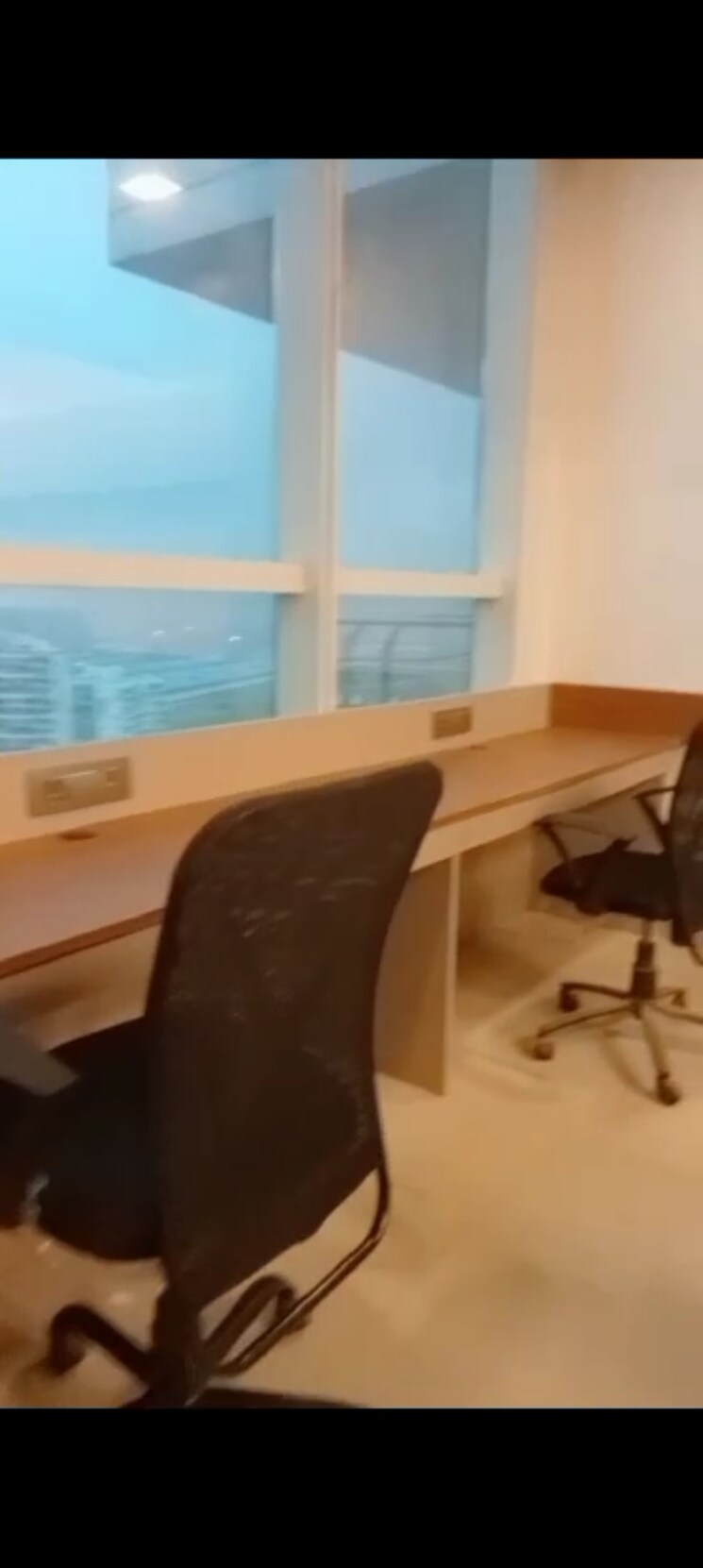 Team Area, metro-fairmount Commercial Office Space 1500 Sq.Ft. In Sanpada Navi Mumbai 7818246