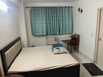 Bedroom in 2 BHK Apartment at DLF Silver Oaks, Sector 26 – for Sale