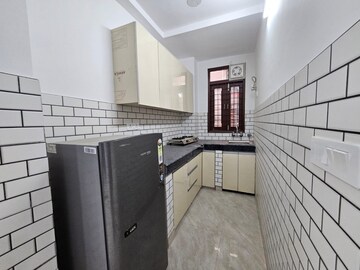 2 BHK Builder Floor For Rent in Saket