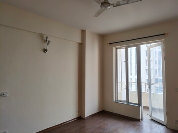 3 BHK Apartment For Rent in The Legend One, Sector 57