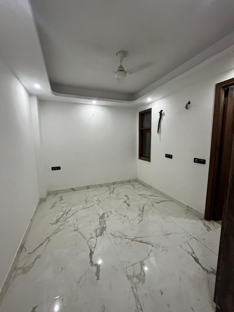 Room, saket 2 Bedroom 1000 Sq.Ft. Builder Floor In Saket Delhi 7818377