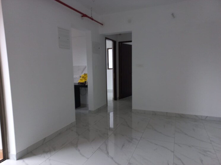 Room, raymond-realty-phase-ii 2 Bedroom 635 Sq.Ft. Apartment In Pokhran Road No Two Thane 7818526