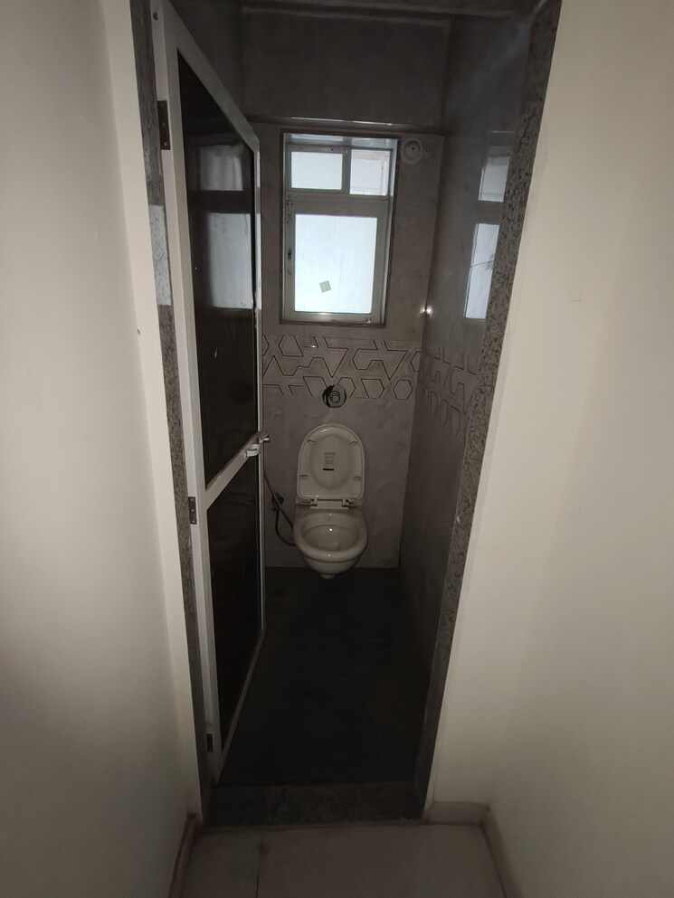 Bathroom, ekdant-anmol-oasis 1 RK 325 Sq.Ft. Apartment In Naupada Thane 7818537