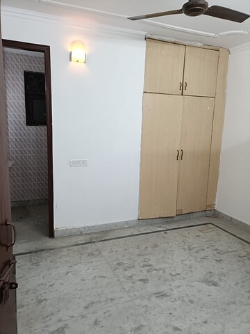 Room in 2 BHK Builder Floor at Mehrauli – for Sale