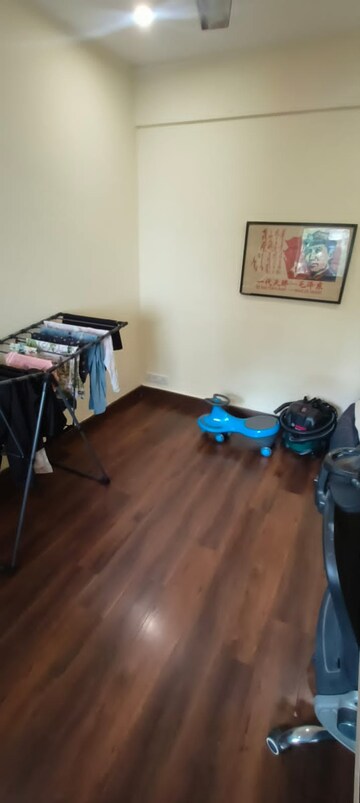 Master Bedroom in 2 BHK Apartment at Royal Sands, Andheri West – for Rent