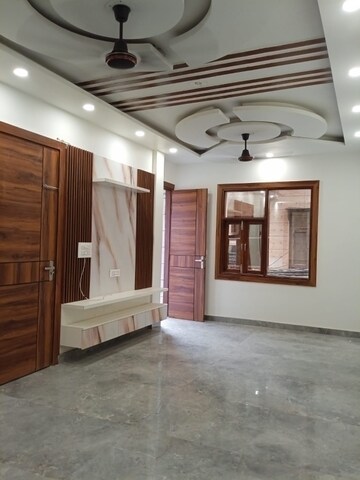 3 BHK Builder Floor For Sale in Mahavir Enclave 1