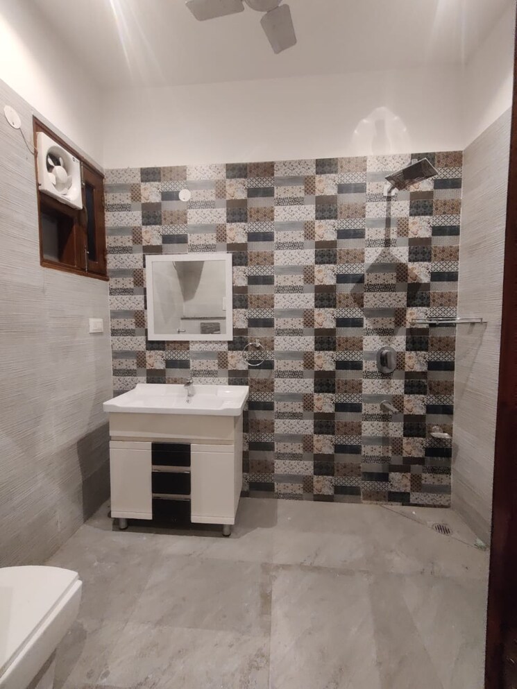 Bathroom, sector 91 6+ Bedroom 5100 Sq.Ft. Independent House In Sector 91 Mohali 7818606