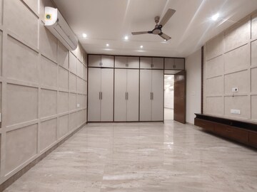 Room in 6+ BHK Independent House at Sector 91 – for Sale