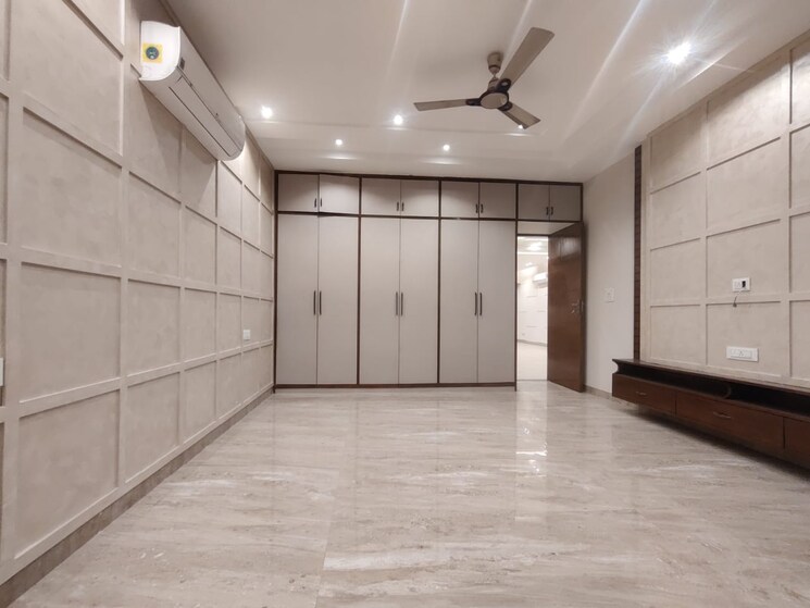 Room, sector 91 6+ Bedroom 5100 Sq.Ft. Independent House In Sector 91 Mohali 7818606
