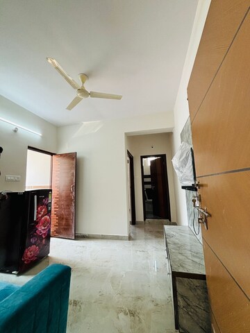 Furnished Amenities in 1 BHK Apartment at Kondapur – for Rent