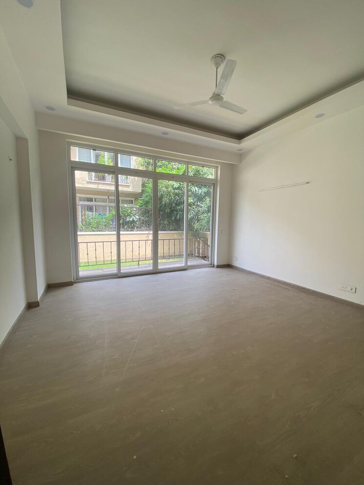 Room, emaar-marbella 5 Bedroom 8120 Sq.Ft. Villa In Sector 66 Gurgaon 7818657