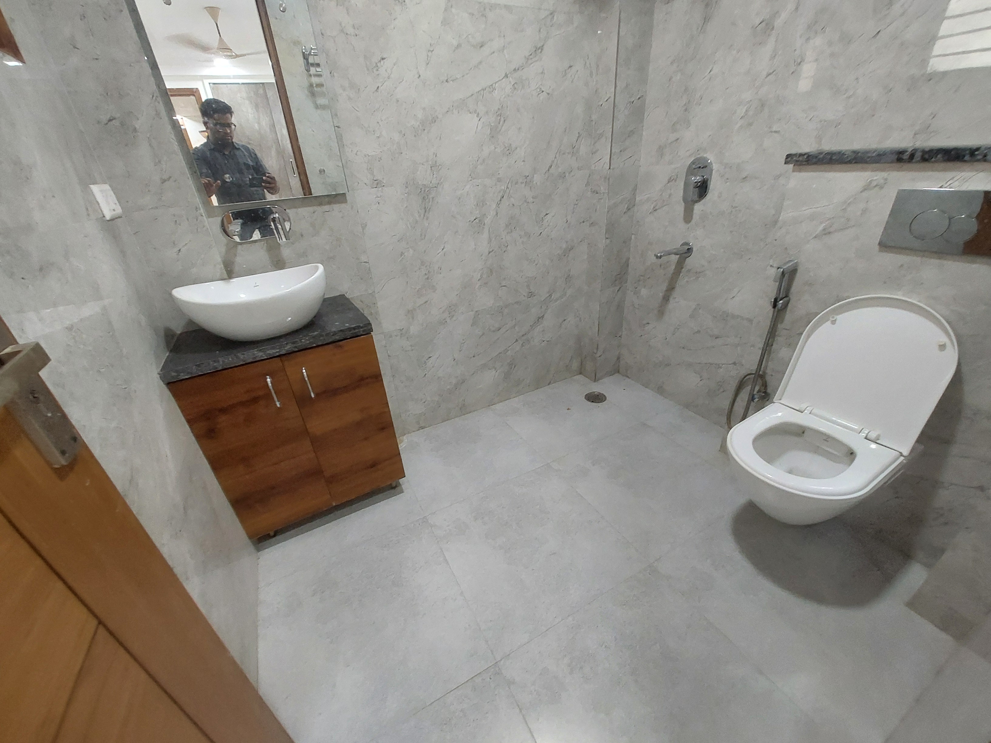 3 BHK + Pooja Room Builder Floor For Sale in Luxury Builder Floors