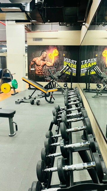 Gym in 5 BHK Apartment at Azeagaia Botanica, Vrindavan Yojna – for Sale