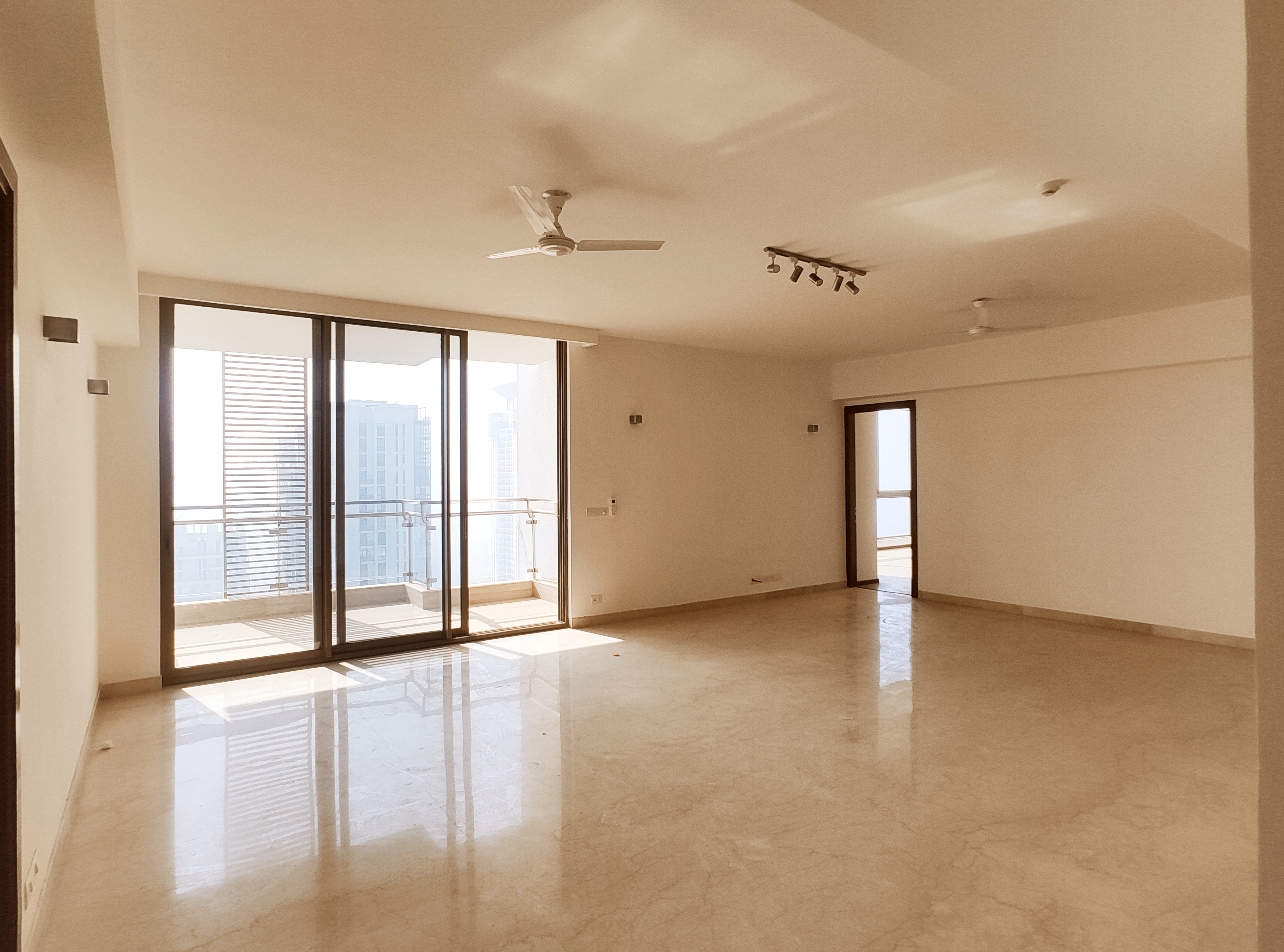 3.5 BHK + Pooja Room Apartment For Rent in M3M Golf Estate