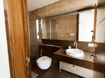 Team Area in 3.5 BHK Apartment at M3M Golf Estate, Sector 65 – for Rent