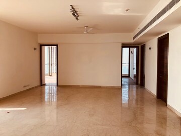 Room in 3.5 BHK Apartment at M3M Golf Estate, Sector 65 – for Rent