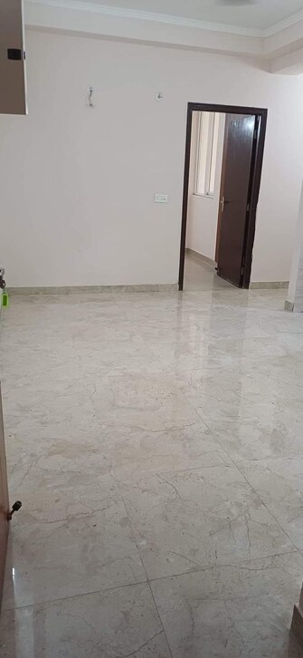 3 BHK Apartment For Resale in Amrapali Golf Homes Sector 4, Greater Noida Greater Noida  7818993