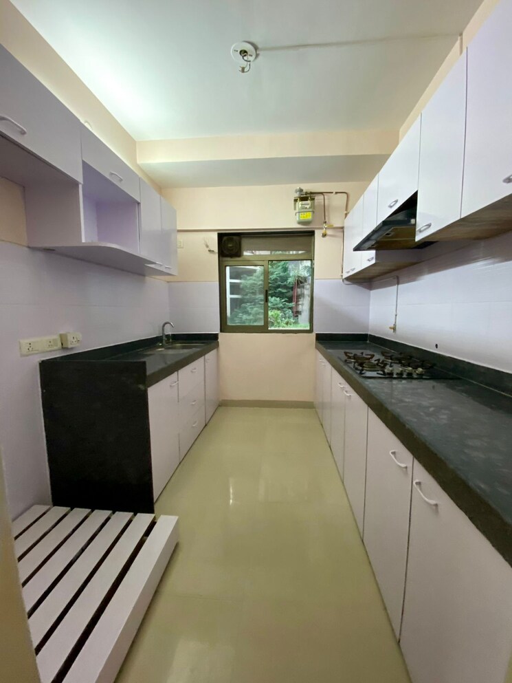 Kitchen, lodha-splendora 3 Bedroom 955 Sq.Ft. Apartment In Ghodbunder Road Thane 7819065