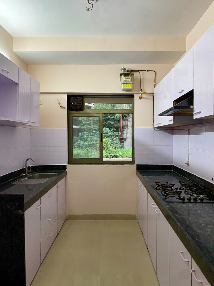 Kitchen, lodha-splendora 3 Bedroom 955 Sq.Ft. Apartment In Ghodbunder Road Thane 7819065