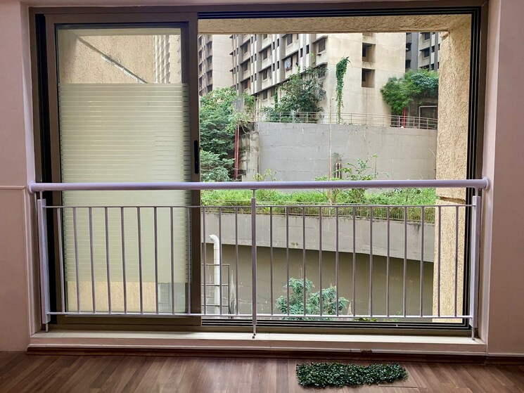 Balcony, lodha-splendora 3 Bedroom 955 Sq.Ft. Apartment In Ghodbunder Road Thane 7819065