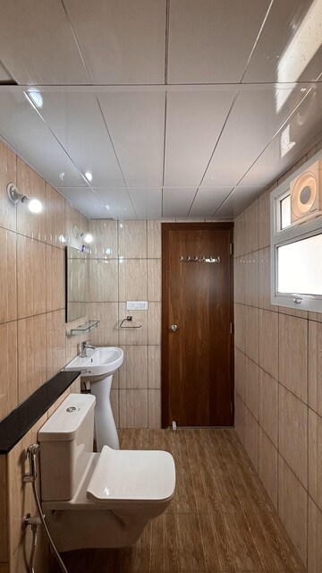 Attached Bathroom in 3 BHK Apartment at Prestige Finsbury Park Hyde, Bagaluru  – for Rent