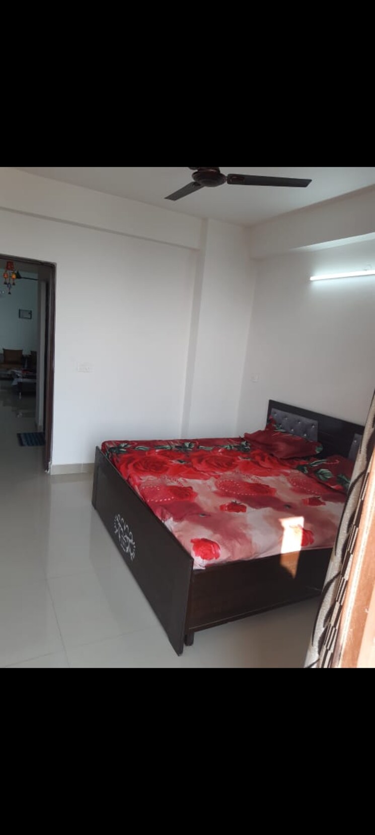 Room, sector 33 2 Bedroom 880 Sq.Ft. Builder Floor In Sector 33 Sonipat 7819088
