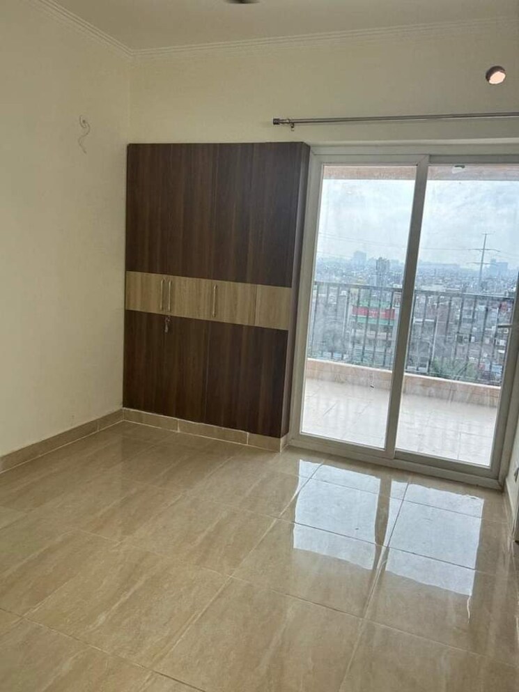 Room, gaur-city-2-14th-avenue 3 Bedroom 1300 Sq.Ft. Apartment In Sector 16c Greater Noida Greater Noida 7819125