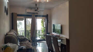 Living Room in 3 BHK Apartment at The Advantage Raheja Windermere, Andheri West – for Sale