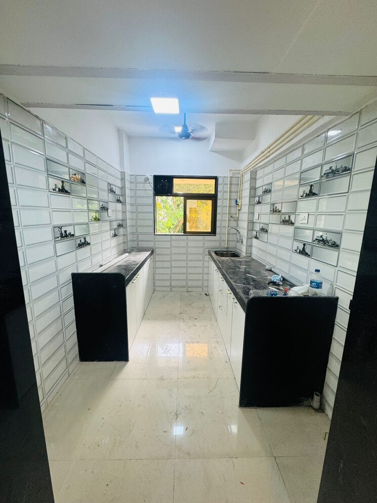 Kitchen, the-advantage-raheja-windermere 3 Bedroom 1325 Sq.Ft. Apartment In Andheri West Mumbai 7819173