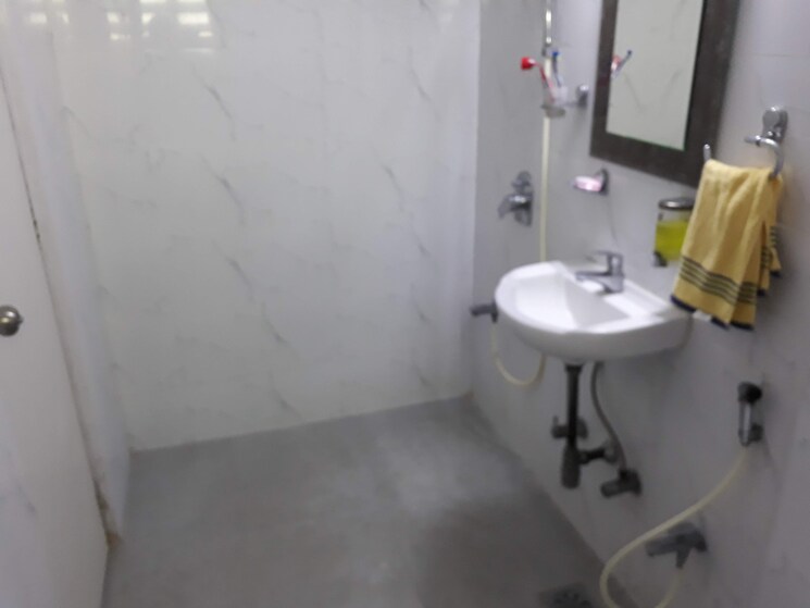 Bathroom, evershine-greens 3 Bedroom 1000 Sq.Ft. Apartment In Andheri West Mumbai 7819175