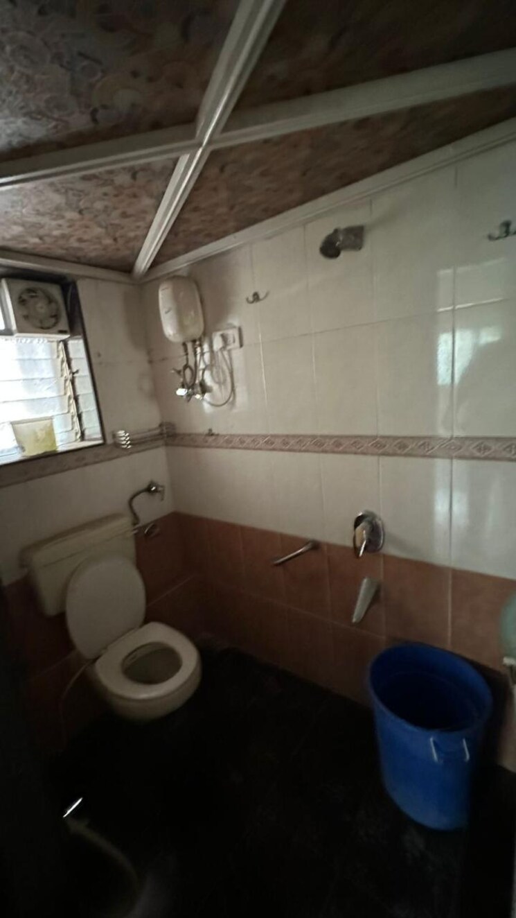 Bathroom, millennium-court 3 Bedroom 942 Sq.Ft. Apartment In Andheri West Mumbai 7819178
