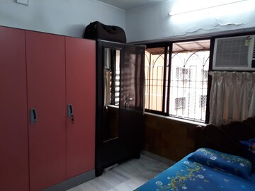 Room in 3 BHK Apartment at Serenity Tower, Andheri West – for Sale