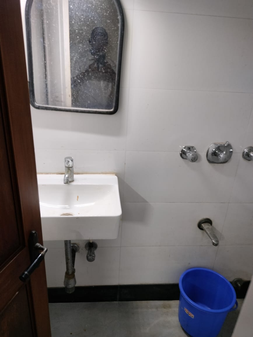 2 BHK Apartment For Sale in Lashkaria Empress