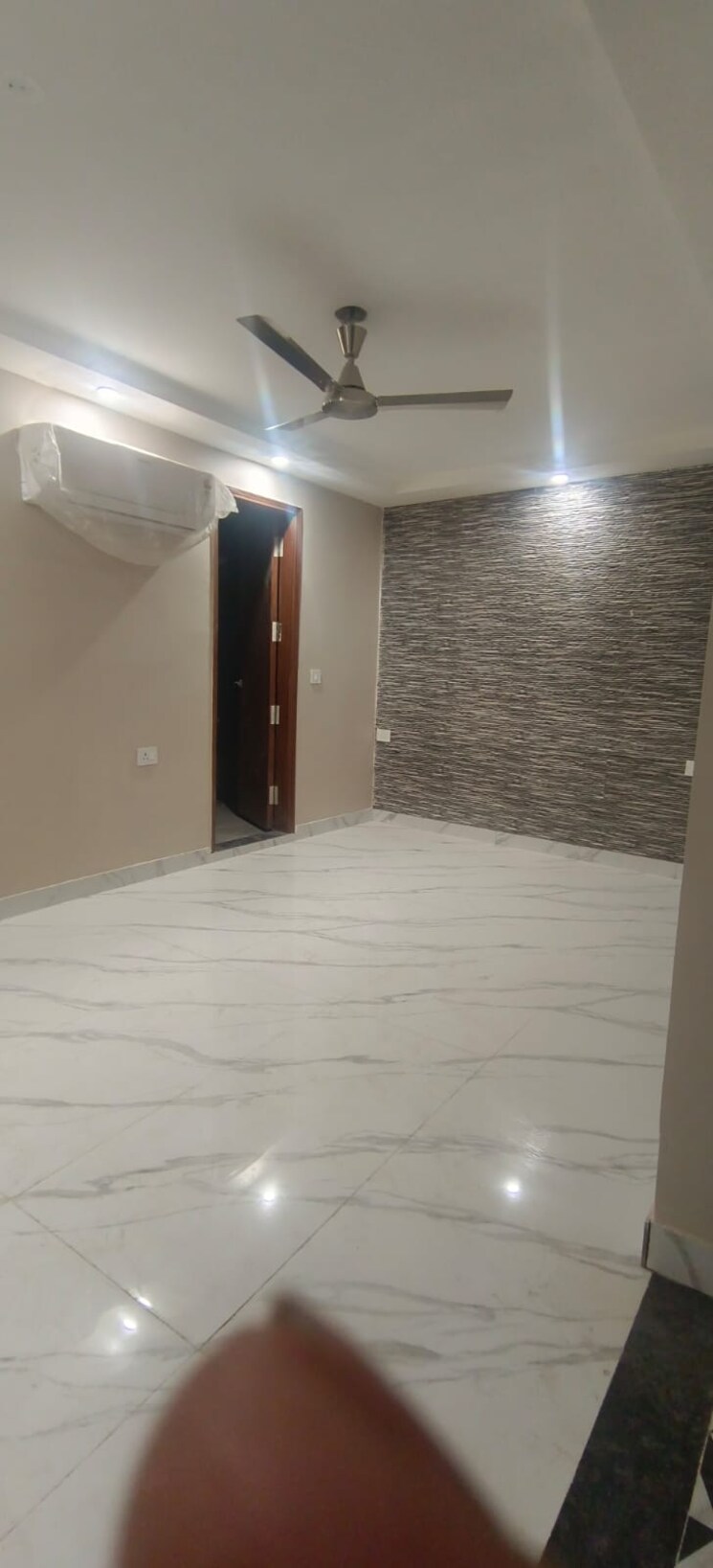 Room, dayanand colony 2 Bedroom 900 Sq.Ft. Builder Floor In Dayanand Colony Delhi 7819265