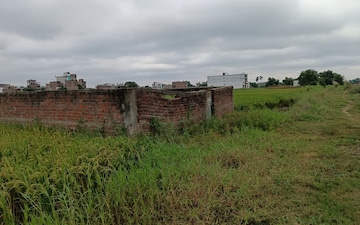 Plot For Sale in Chhoti Pahari