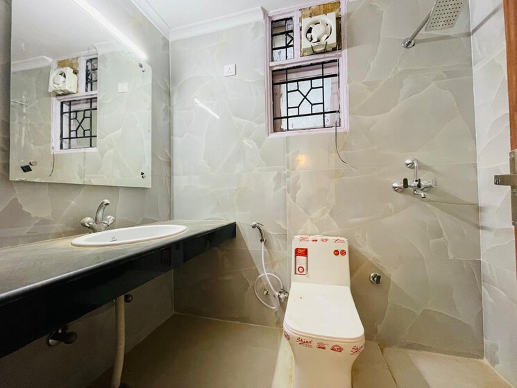 Master Bedroom, tata-primanti-villas 4 Bedroom 2625 Sq.Ft. Apartment In Sector 72 Gurgaon 7819410