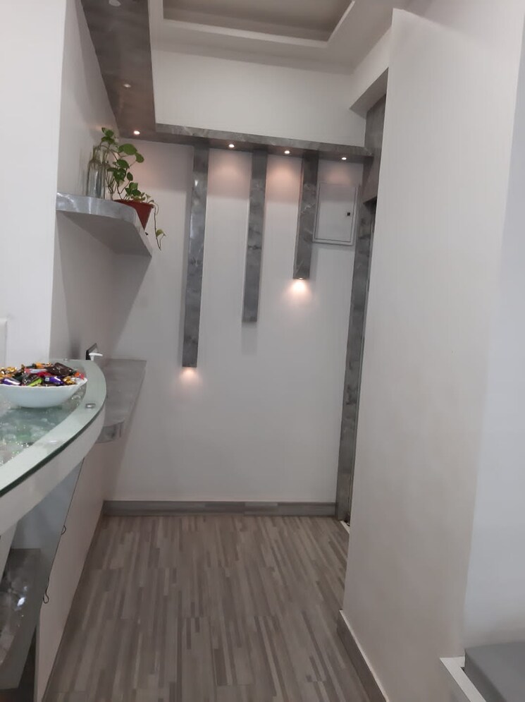 Room, bsel-tech-park Commercial Office Space 1530 Sq.Ft. In Vashi Sector 30 Navi Mumbai 7819468