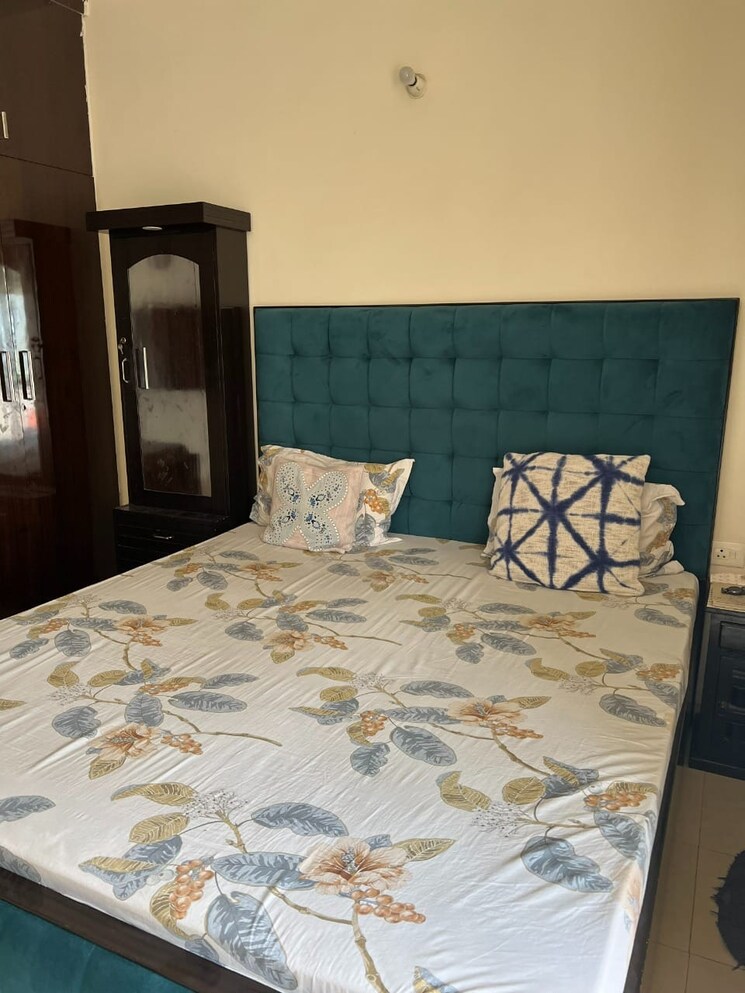 Bedroom, vatika-inxt-emilia-floors 2 Bedroom 930 Sq.Ft. Builder Floor In Sector 82 Gurgaon 7819609