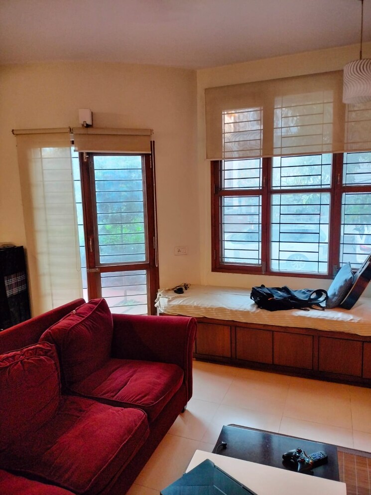 Living Room, hrbr layout 5 Bedroom 2400 Sq.Ft. Independent House In Hrbr Layout Bangalore 7819657