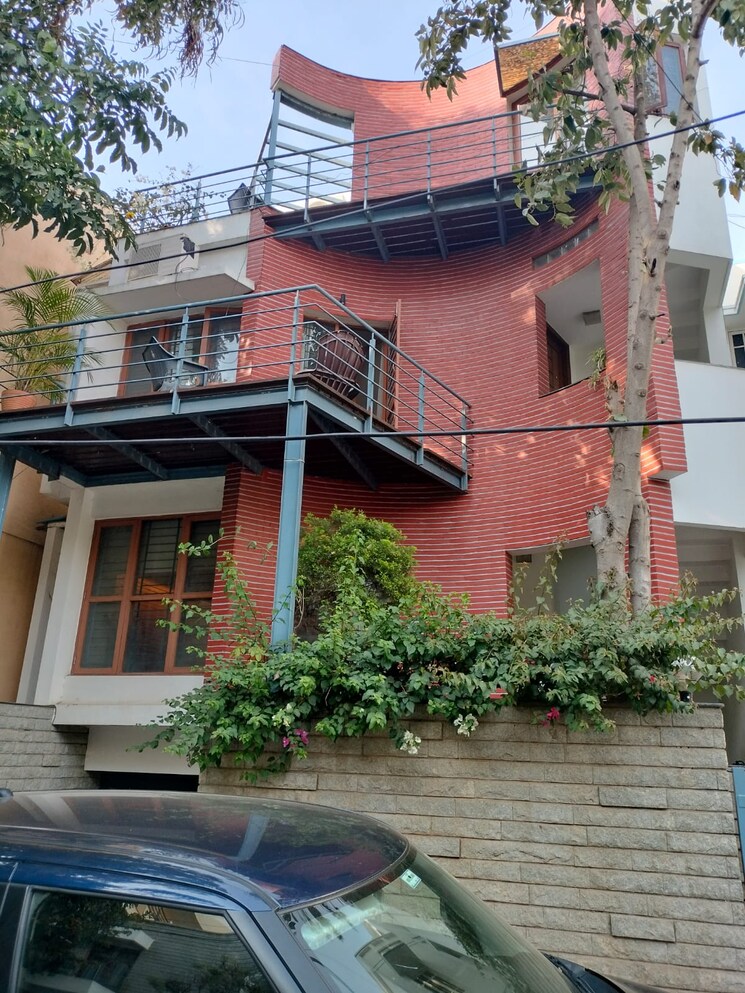 Exterior View, hrbr layout 5 Bedroom 2400 Sq.Ft. Independent House In Hrbr Layout Bangalore 7819657