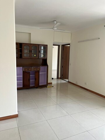 Room in 3.5 BHK Apartment at Ardee City Palm Grove Heights, Sector 52 – for Sale