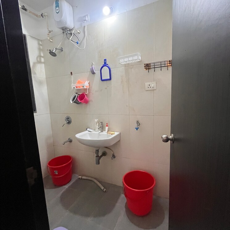 Bathroom, kolte-patil-life-republic-3-rd-avenue 1 Bedroom 460 Sq.Ft. Apartment In Narhe Pune 7819985